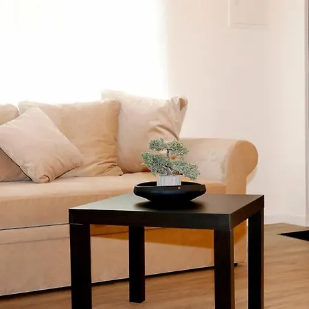 Minimalist Studio Old Town By Hostlovers * Kaunas